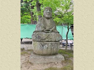 クリックすると「地蔵菩薩」の案内板(600x450)が表示されます