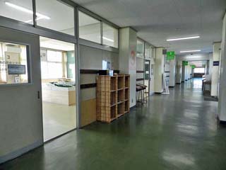 クリックすると「応援メッセージのボード」が表示(450x600)されます