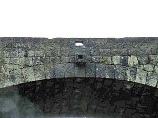 クリックすると「放水口」が拡大表示(600x450)されます