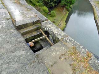 クリックすると「放水口」が拡大表示(600x450)されます